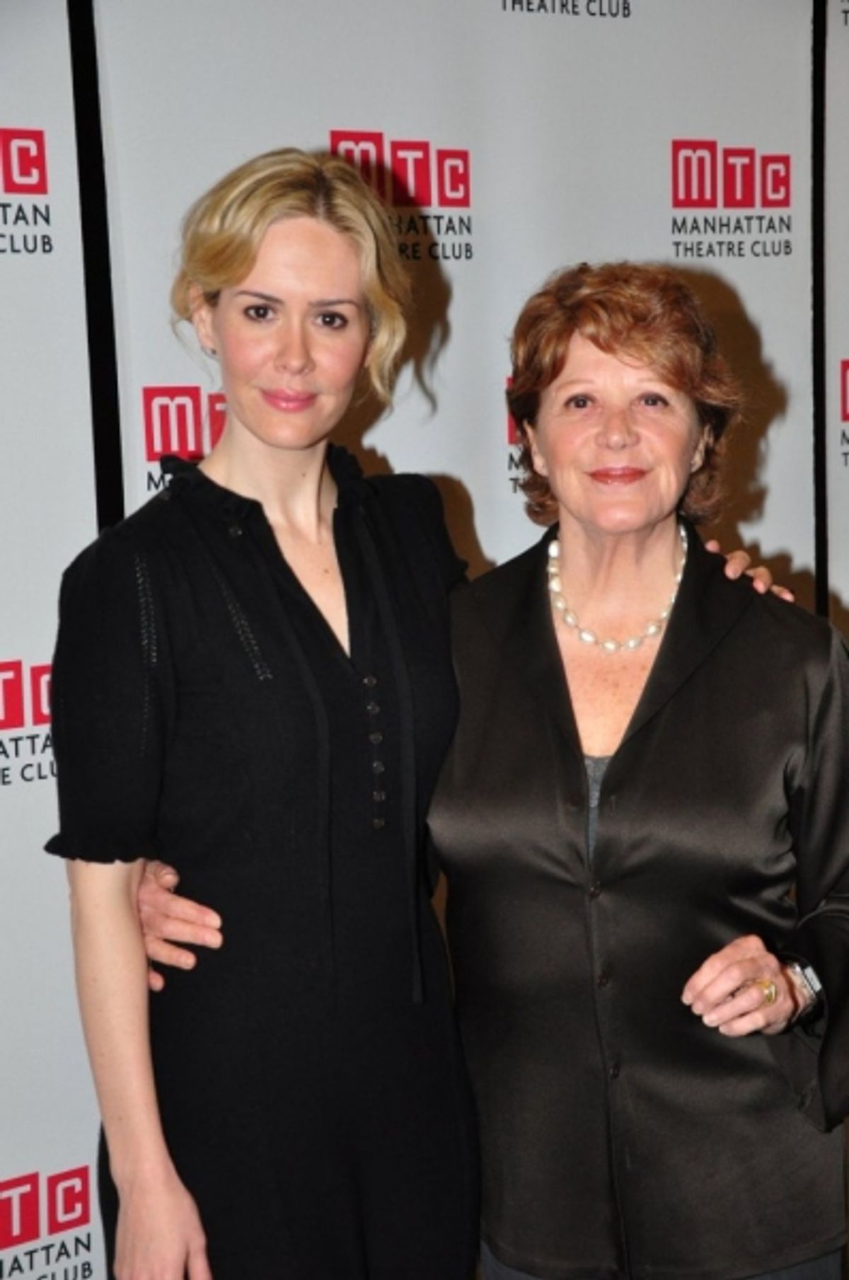 Sarah Paulson, Linda Lavin at 